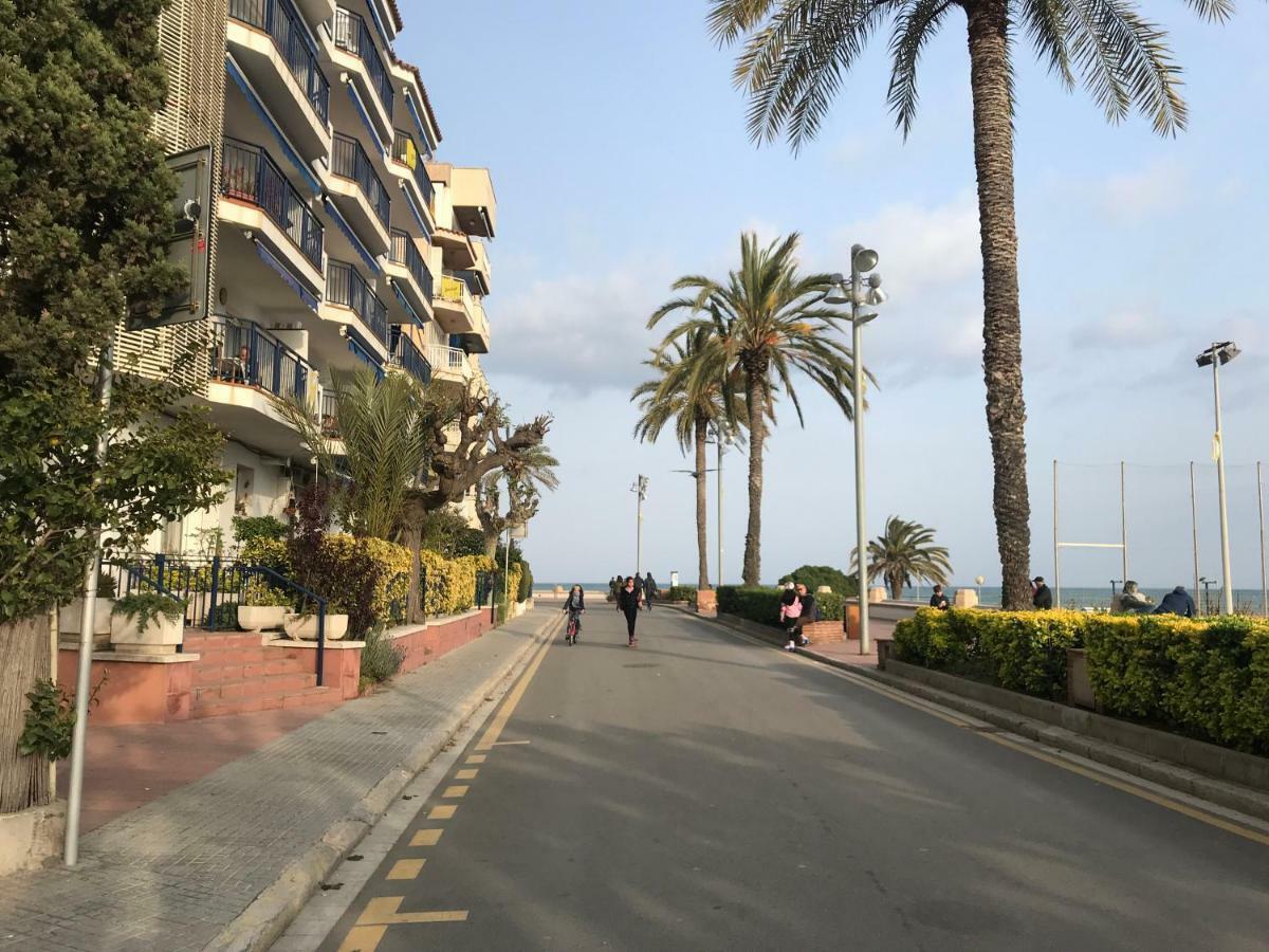 Apartamento Primera Linea De Mar Con Espectaculares Vistas Sant Pol De Mar Exterior foto
